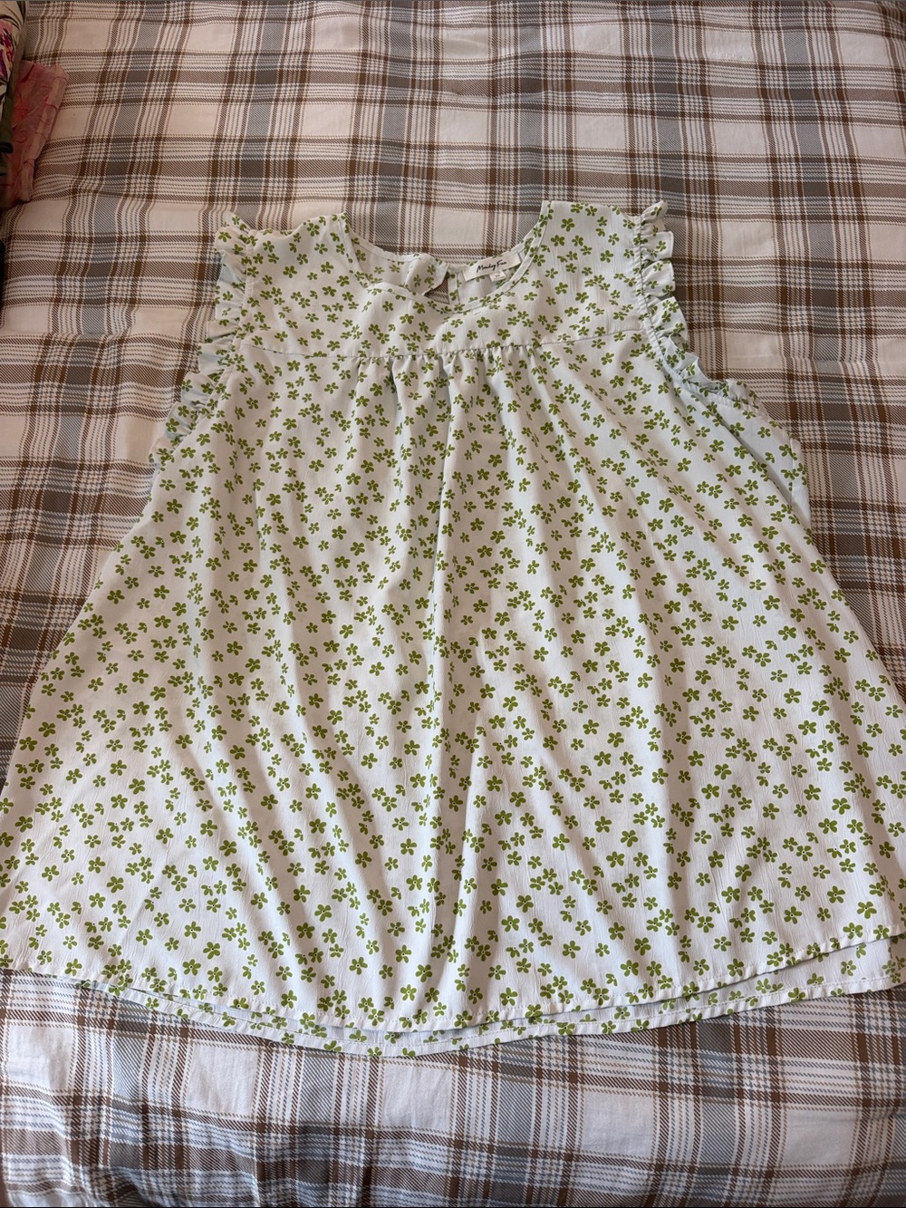 Girls' White Nightgown with Green Clover Print